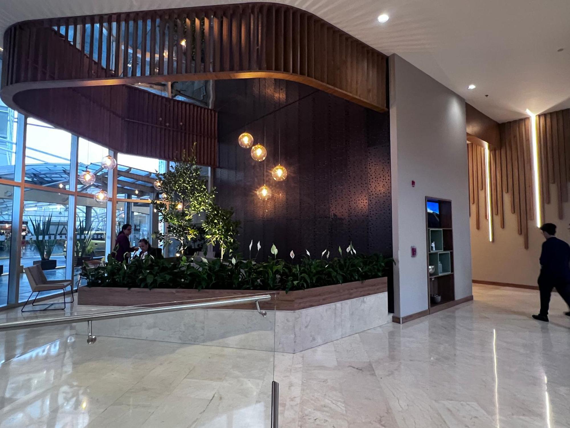 Holiday Inn Bogota Airport, An Ihg Hotel Εξωτερικό φωτογραφία